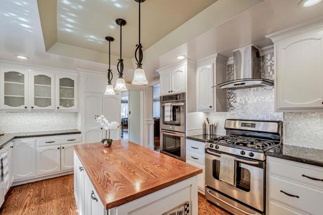 18 Linden Road, Watsonville CA: https://media.crmls.org/mediaz/68f03b6a-f9c5-4b8d-b5f5-9088c324ad92.jpg