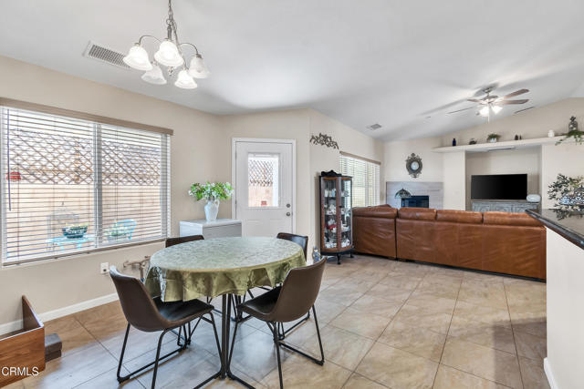 17717 Bangor Avenue, Hesperia CA: https://media.crmls.org/mediaz/68f111ae-a2de-42b9-942d-90b5d98a25c6.jpg