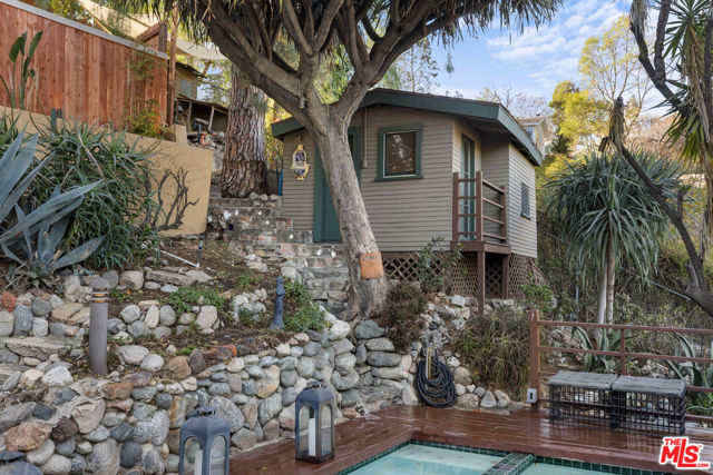 400 W Avenue 42 Avenue, Los Angeles CA: https://media.crmls.org/mediaz/68f17965-988b-467c-bed8-e796dd325fae.jpg