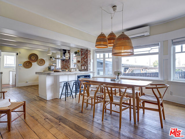 Image 8 of 37 For 111 Dudley Avenue