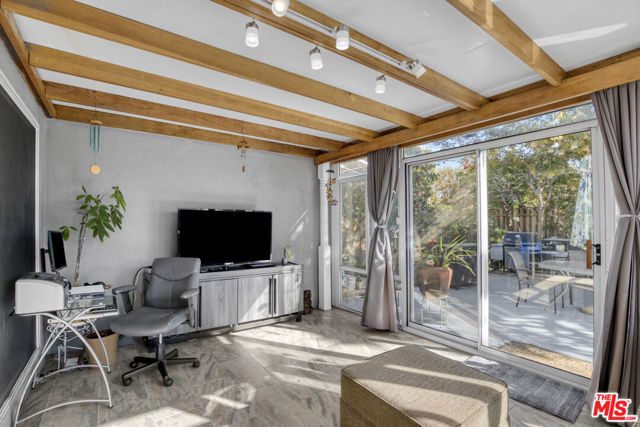 9610 Odessa Avenue, Northridge CA: https://media.crmls.org/mediaz/68f340bd-f086-4c99-91b6-5175c22388d5.jpg