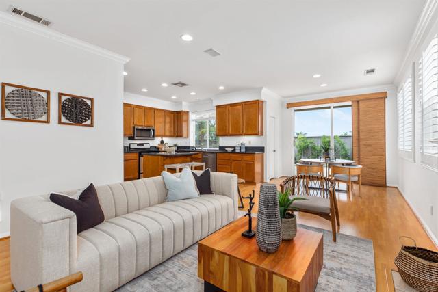 6065 Paseo Monona, Carlsbad CA: https://media.crmls.org/mediaz/68f545ae-e749-4250-8fd2-ae28e3ca2107.jpg
