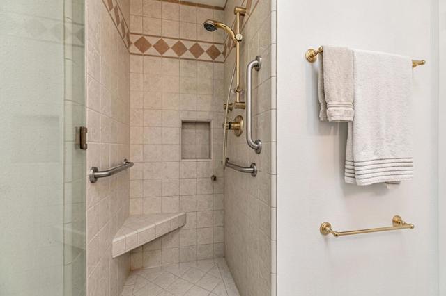 5076 Cribari Bluffs, San Jose CA: https://media.crmls.org/mediaz/68f5d3cd-141a-4fc9-8299-b3a187e7aad7.jpg