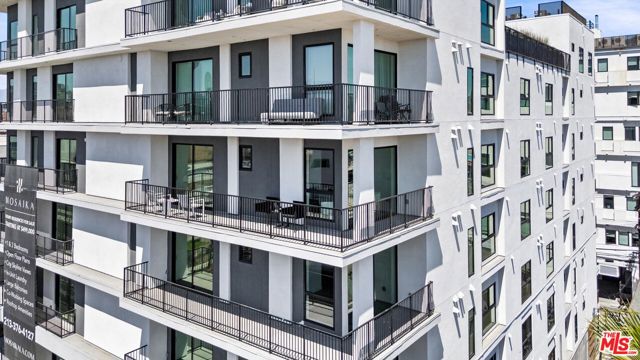 904 S New Hampshire Avenue, Los Angeles CA: https://media.crmls.org/mediaz/68f70c0a-bdad-413e-bb6d-9031aab7d871.jpg