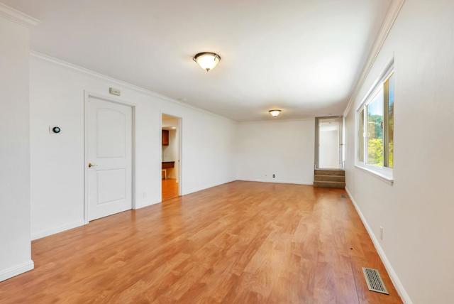17 Muth Drive, Orinda CA: https://media.crmls.org/mediaz/68f7f939-00ac-44cc-9c93-4aa3a203ce78.jpg