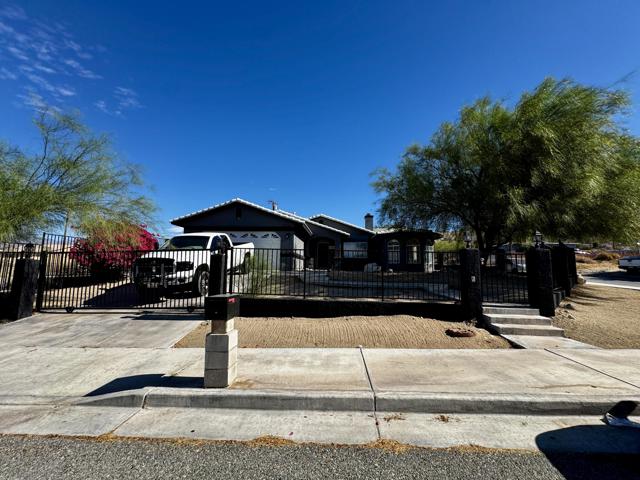 67890 Alameda Drive, Desert Hot Springs CA: https://media.crmls.org/mediaz/68f84d8b-6eb0-4be9-9557-a6f7d9c0de9f.jpg