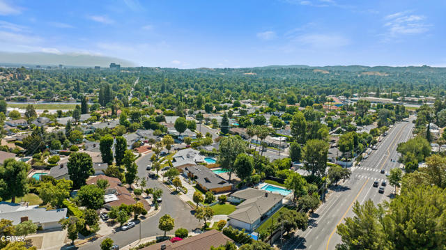 5717 Larryan Drive, Woodland Hills, CA, 91367 5717 Larryan Drive, Woodland Hills, CA, 91367