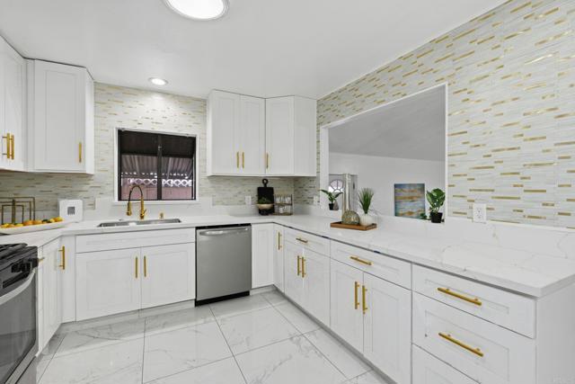 Detail Gallery Image 6 of 40 For 345 S 2nd St, El Cajon,  CA 92019 - 4 Beds | 2 Baths