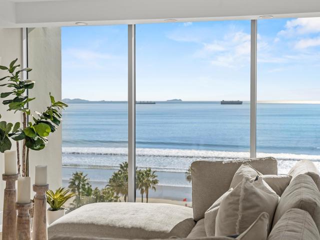 1810 Avenida Del Mundo, Coronado CA: https://media.crmls.org/mediaz/68faf460-b67e-4cd3-9a91-57edfd0e77f3.jpg