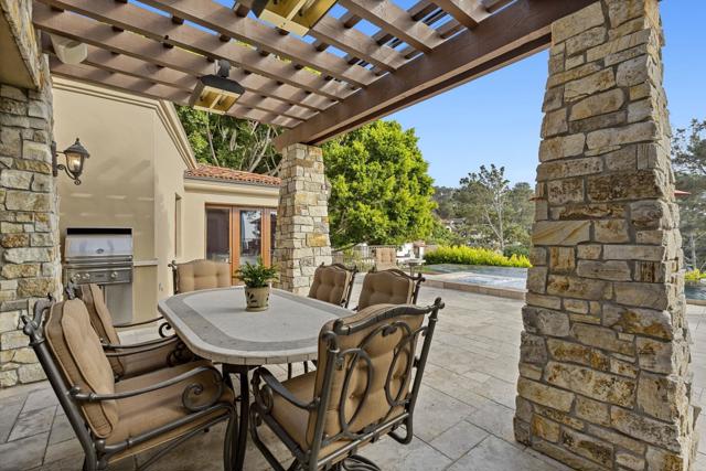 271 Ocean View Ave, Del Mar CA: https://media.crmls.org/mediaz/68fb0d2f-bd99-42a6-827b-a7fa11483321.jpg