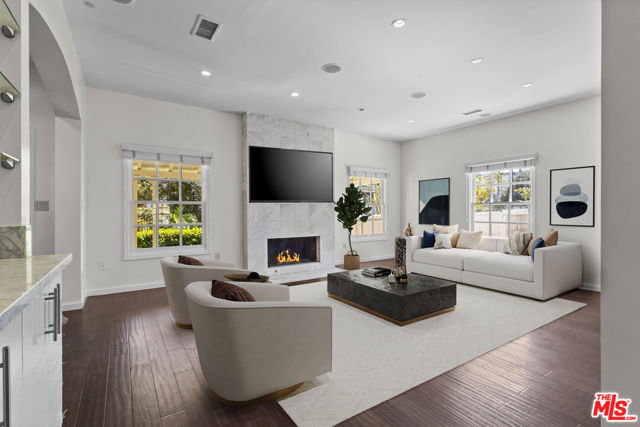 Details for 191 Gardner Street, Los Angeles, CA 90036