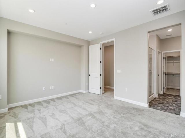 Detail Gallery Image 14 of 47 For 1954 Minimalist Ln, Chula Vista,  CA 91915 - 4 Beds | 3/1 Baths