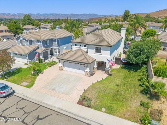2758 Briarpatch Drive, Simi Valley CA: https://media.crmls.org/mediaz/68fcd98c-ec0e-4903-a201-12448be44752.jpg