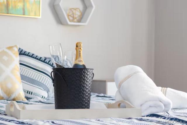 24643 Leafwood Dr, Murrieta CA: https://media.crmls.org/mediaz/68fd30d7-57cf-49d2-b3f3-069a7f331f9a.jpg