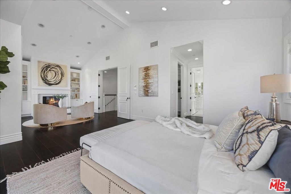 MLS #26866405 image #21