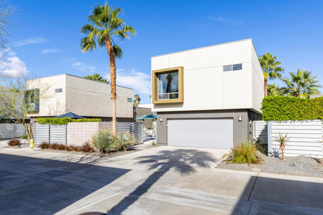 1056 Dane Drive, Palm Springs, CA 92262