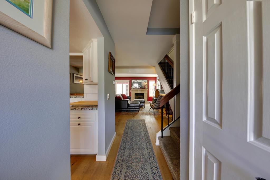 6854 Maple Leaf Dr - photo 4