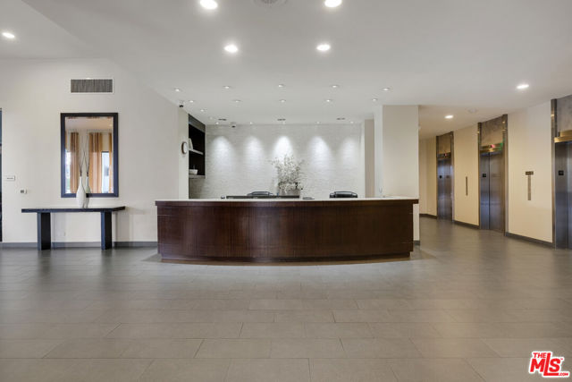 10501 Wilshire Boulevard, Los Angeles CA: https://media.crmls.org/mediaz/6902ee5a-5932-4dc5-b019-8f12d914e4bf.jpg