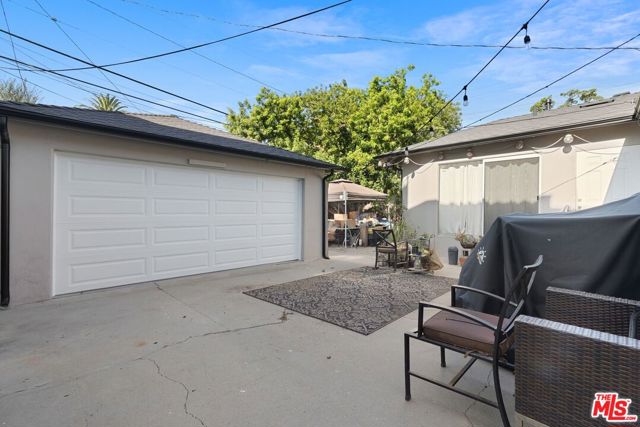 4113 Lincoln Avenue, Culver City CA: https://media.crmls.org/mediaz/69036f5b-3d4a-4023-b70b-f27d39327e52.jpg