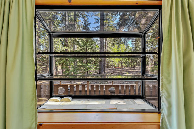 52551 Pine Ridge Road, Idyllwild CA: https://media.crmls.org/mediaz/69039c0b-0cde-4aee-afd2-48b44f3f9236.jpg