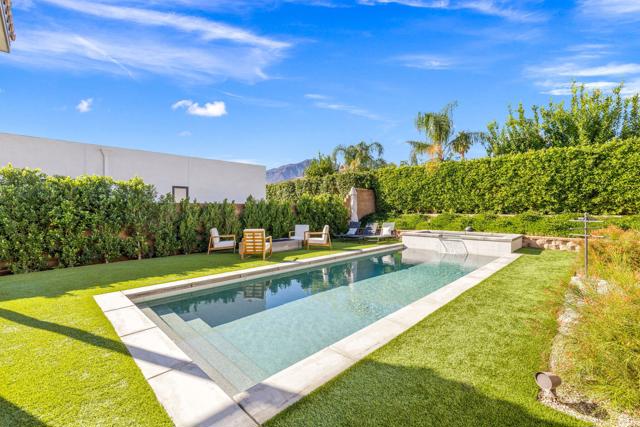 57601 Santo Thomas, La Quinta CA: https://media.crmls.org/mediaz/69049190-051d-4f68-a3e2-55c290f2862e.jpg