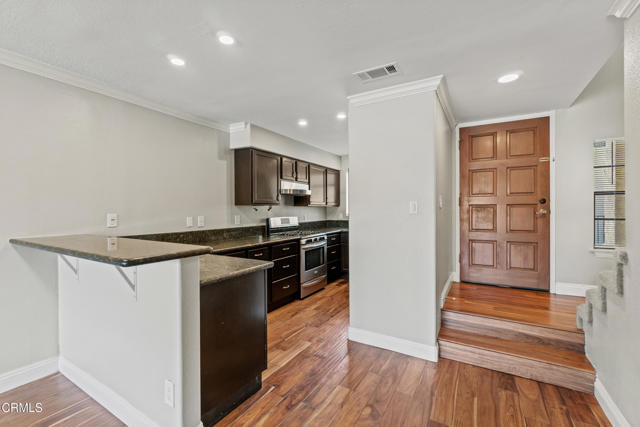 9540 Telegraph Road, Ventura CA: https://media.crmls.org/mediaz/6905834a-5420-4683-95c1-bb6055974150.jpg