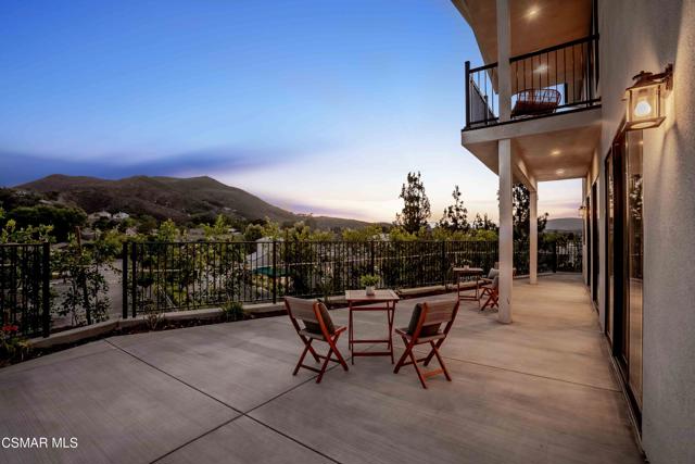 252 Capri Drive, Simi Valley CA: https://media.crmls.org/mediaz/69060d0d-4776-412f-90e7-dd8c81f0a2a5.jpg