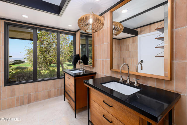 4787 Clubhouse Drive, Somis CA: https://media.crmls.org/mediaz/6906316a-eda2-4fe5-ae56-318f85f6cb78.jpg