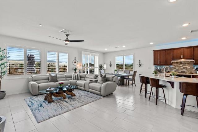 42940 Ascona Lane, Indio CA: https://media.crmls.org/mediaz/6906b80d-b7bb-4de2-8001-27be3b0c306f.jpg