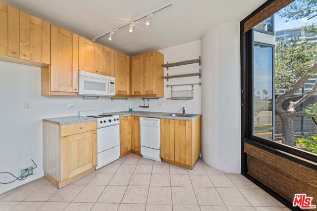 4316 Marina City Drive, 104G photo 5
