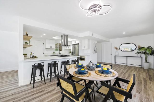 Detail Gallery Image 11 of 58 For 2537 Davis Ave, Carlsbad,  CA 92008 - 4 Beds | 2 Baths