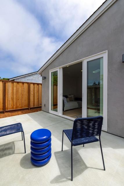 355 30th Avenue, Santa Cruz CA: https://media.crmls.org/mediaz/69089f10-b70e-4a5a-a716-6a463abf23b8.jpg