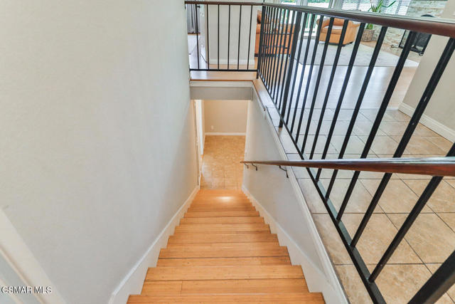 434 Vista Dorado Lane, Oak Park CA: https://media.crmls.org/mediaz/690ab931-39c3-4fa4-a38a-add8bfab51d1.jpg