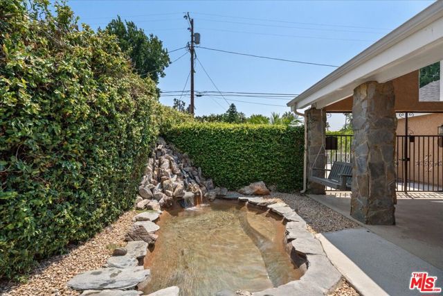 6443 Matilija Avenue, Van Nuys CA: https://media.crmls.org/mediaz/690b4867-fba4-4869-830f-12b269582acf.jpg