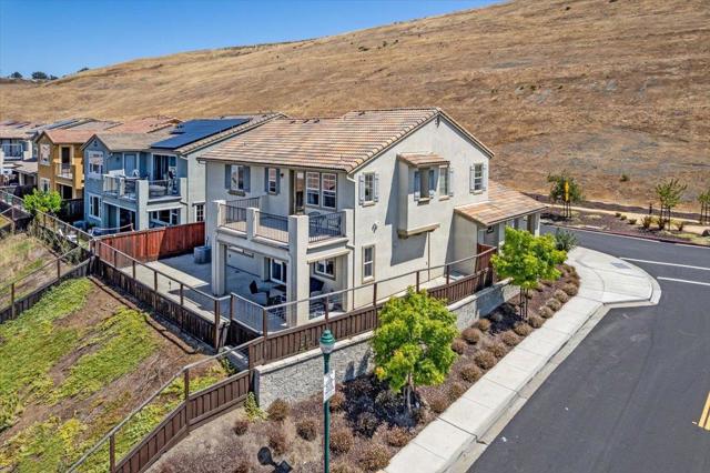 30111 Mountain View Drive, Hayward CA: https://media.crmls.org/mediaz/690bbfbb-f6f4-45c4-9e2d-deac6e473716.jpg