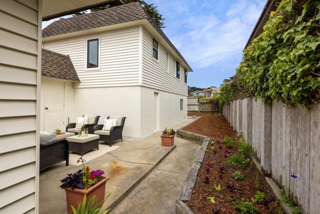 25 Coral Street, Pacific Grove CA: https://media.crmls.org/mediaz/690c428c-cb02-4360-88f5-8a2e34497402.jpg