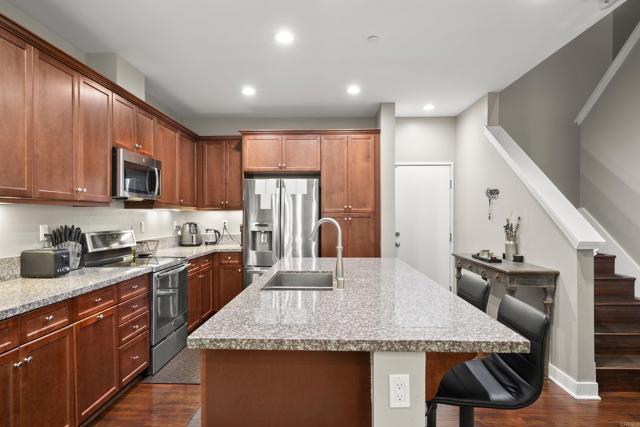 7508 EAGLE Drive, Santee CA: https://media.crmls.org/mediaz/690c6d53-89bd-4133-b59d-5b02c506d4c9.jpg