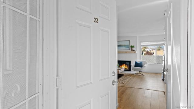 4580 Ohio St, San Diego CA: https://media.crmls.org/mediaz/690cee21-8e3e-42cd-8d98-b58fe6e6297b.jpg