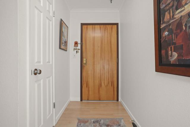 1500 Willow Avenue, Burlingame CA: https://media.crmls.org/mediaz/690d741f-e371-4050-a8a1-8f6f36f7f0c7.jpg