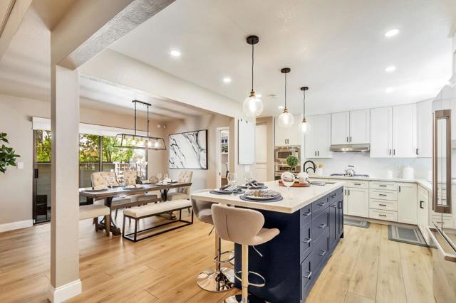 105 Strathmore Place, Los Gatos CA: https://media.crmls.org/mediaz/690eb3ad-8ef6-4819-bbc3-4ecda346921e.jpg