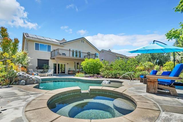 43054 Manchester Ct, Temecula CA: https://media.crmls.org/mediaz/690f4755-7822-40e2-8548-70772de7b88b.jpg