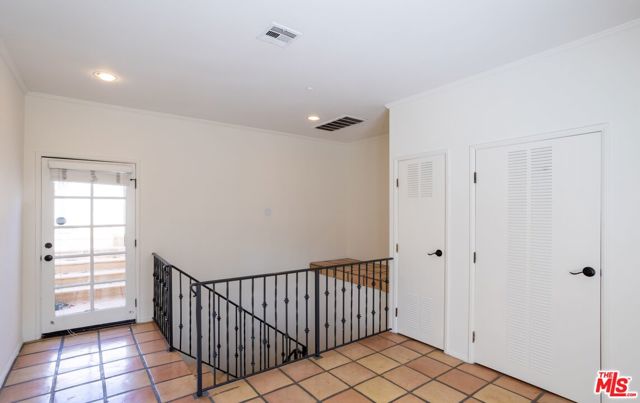 1320 N Harper Avenue, West Hollywood CA: https://media.crmls.org/mediaz/690fd12c-d76b-49f4-907d-4571188379e1.jpg