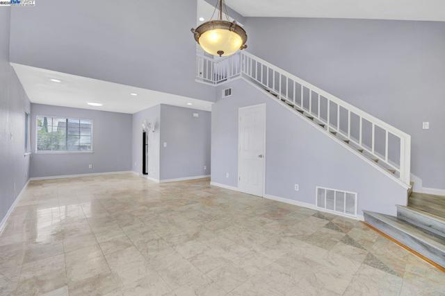 1618 Putnam St, Antioch CA: https://media.crmls.org/mediaz/691011cb-6c94-4ad7-a633-98c435073e6d.jpg