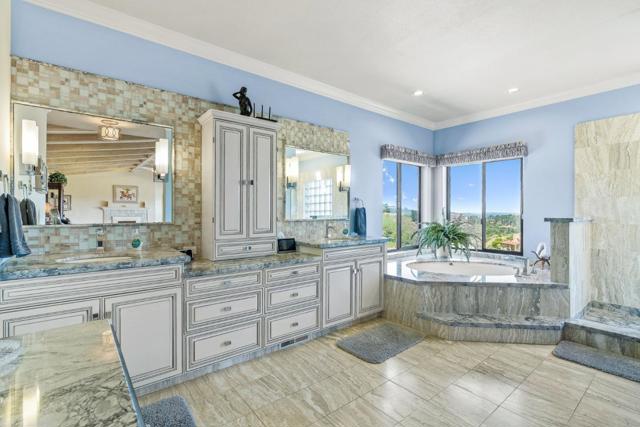 25611 Whip Road, Monterey CA: https://media.crmls.org/mediaz/6910708e-cd35-499f-b4e1-7758b1039172.jpg