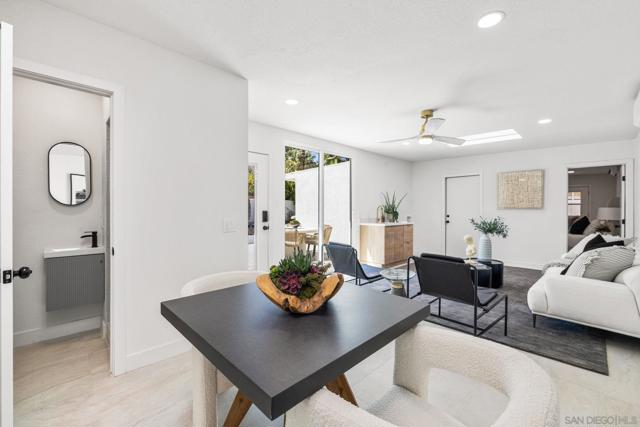 252 E Ocotillo Ave., Palm Springs CA: https://media.crmls.org/mediaz/6910b15b-afd0-40e6-b642-01dddbc033b5.jpg