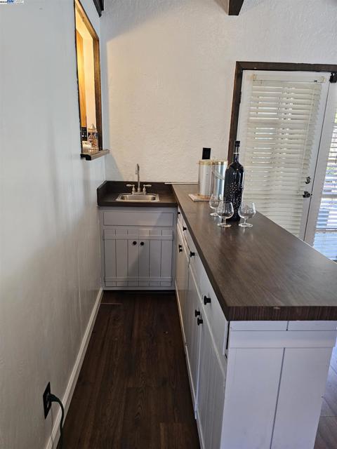 40575 Blacow Road, Fremont CA: https://media.crmls.org/mediaz/69112900-44da-431a-8cf8-d2ae951d1379.jpg