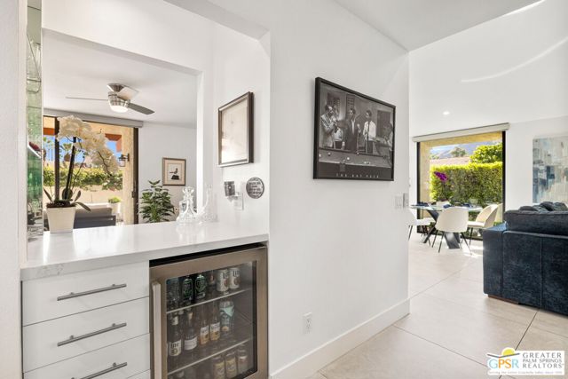 1095 S La Verne Way, Palm Springs CA: https://media.crmls.org/mediaz/69123d85-4269-480d-93d3-eb549e9943d2.jpg
