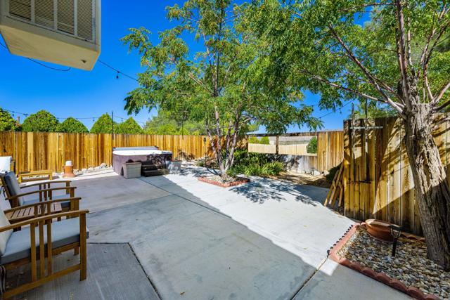 8799 Palomar Avenue, Yucca Valley CA: https://media.crmls.org/mediaz/6912b18d-be70-4d45-bda2-44e794387124.jpg