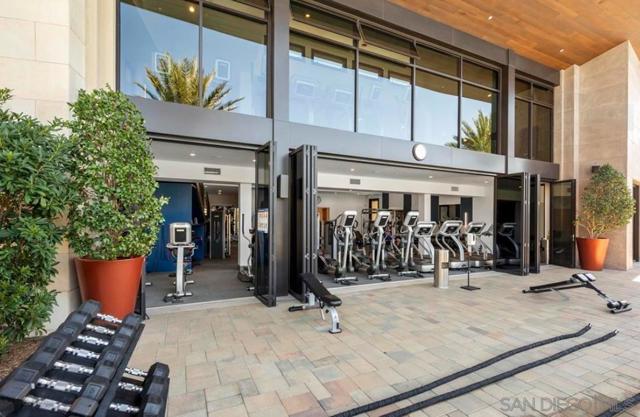 7786 Stylus Dr, San Diego CA: https://media.crmls.org/mediaz/69130978-ac4f-4034-8e70-69f148c28adc.jpg