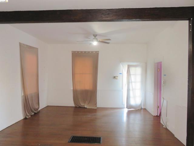 1731 San Pablo Ave, Pinole CA: https://media.crmls.org/mediaz/69134fc3-0692-4dd1-88cb-cfda2dc25f07.jpg
